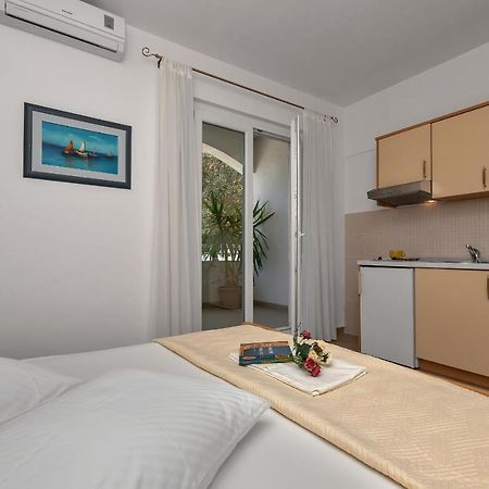 Apartments Marija Tucepi Exterior photo