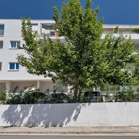 Apartments Marija Tucepi Exterior photo